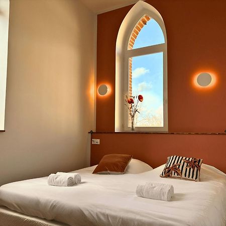 Hotellerie De L'Abbaye Bellegarde-Sainte-Marie Екстер'єр фото