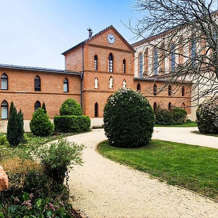 Hotellerie De L'Abbaye Bellegarde-Sainte-Marie Екстер'єр фото