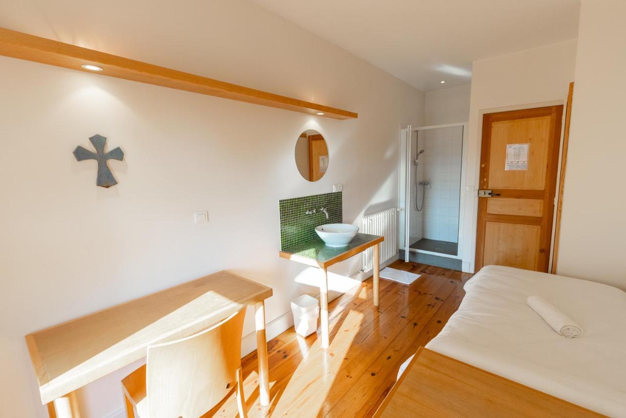 Hotellerie De L'Abbaye Bellegarde-Sainte-Marie Екстер'єр фото