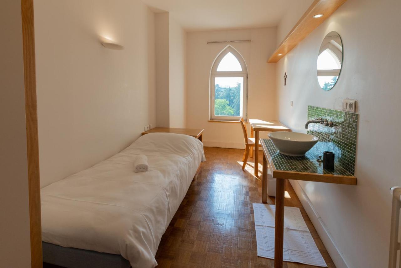 Hotellerie De L'Abbaye Bellegarde-Sainte-Marie Екстер'єр фото